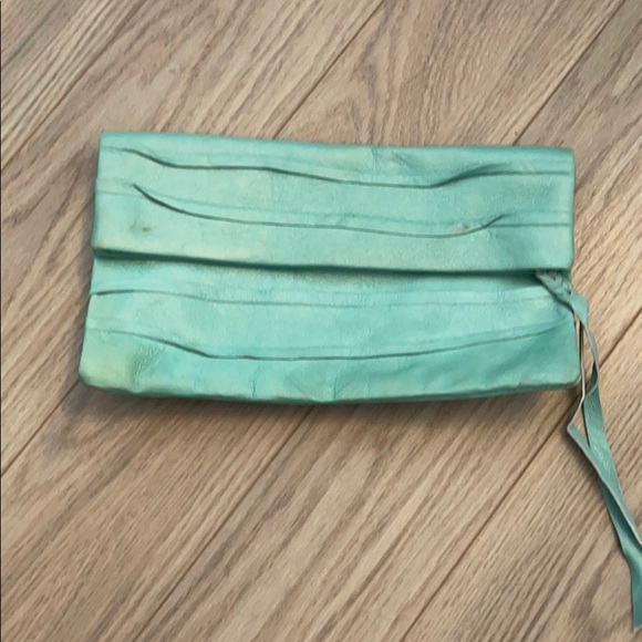 Cleobella Handbags - Cleobella clutch